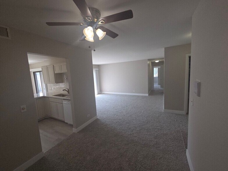Building Photo - 299 Pembridge Ln