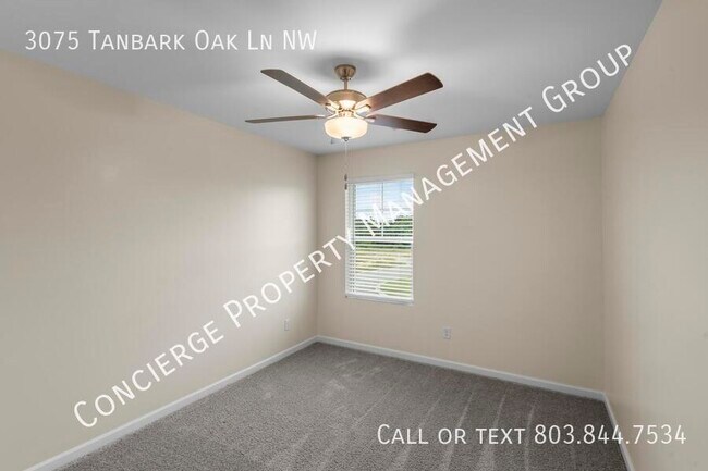 Building Photo - 3075 Tanbark Oak Ln NW