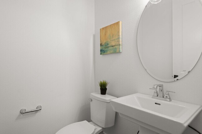 Building Photo - BRAND NEW!! 3 bedroom 2.5 bath Daytona Bea...