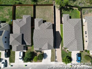 Building Photo - 11618 Tribute Oaks