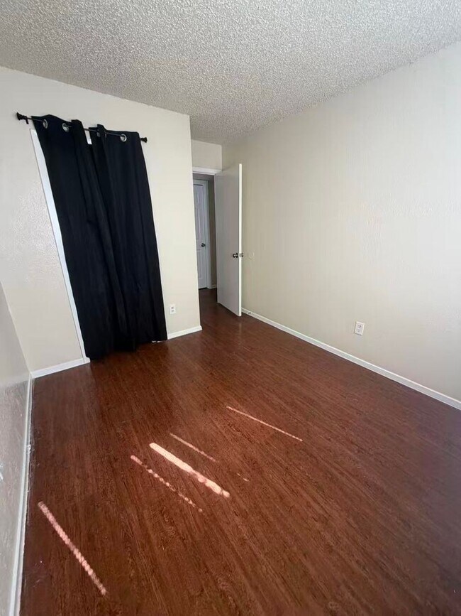 Building Photo - 1429 Whippoorwill Dr
