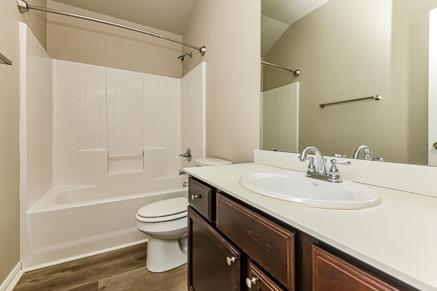 Building Photo - 2856 Pacifico Wy