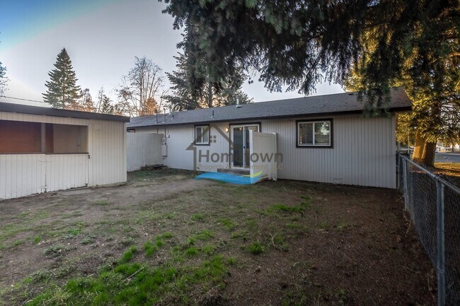 Building Photo - 2850 N Francis St