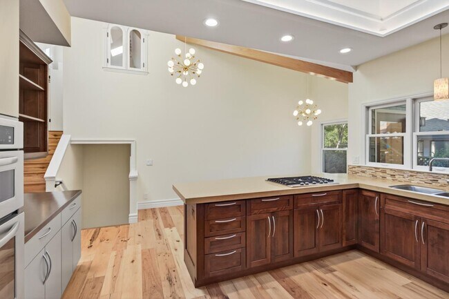 Building Photo - 123 Wilder Ave