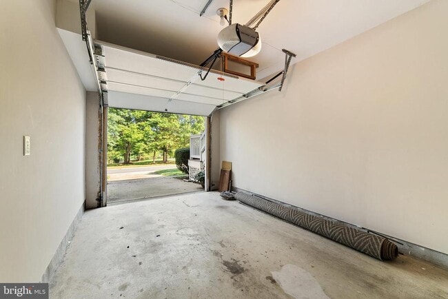 Building Photo - 106 McIlhaney Way