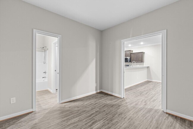 Building Photo - Bright & Beautiful 2BR/ 2BA Condo in Carrollton is NOW available!