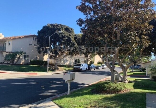 Building Photo - ***Charming 2 bed / 2 bath Townhome in Coastal Carlsbad - Available NOW***