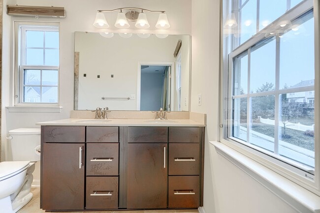 Building Photo - 7403 Wild Honey Way