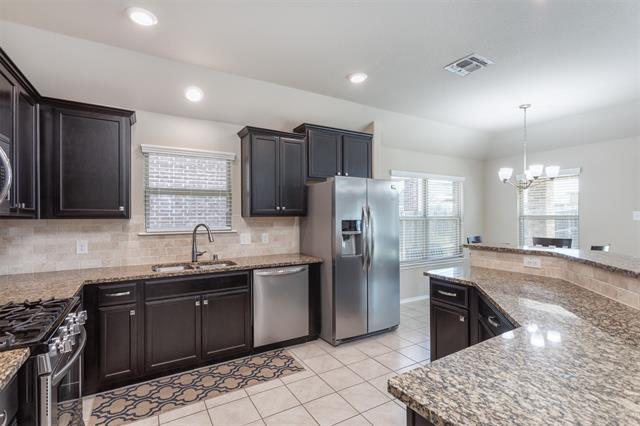 Building Photo - 912 Lake Cypress Ln