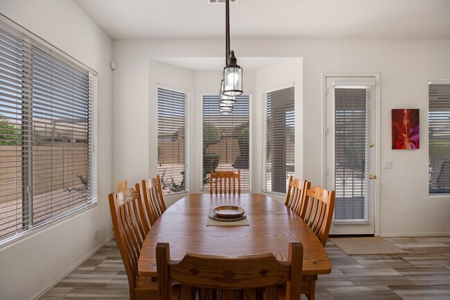 Building Photo - Great Furnished  Rental in Augusta Ranch f...