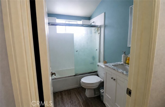 Building Photo - 512 Dahlia Ave
