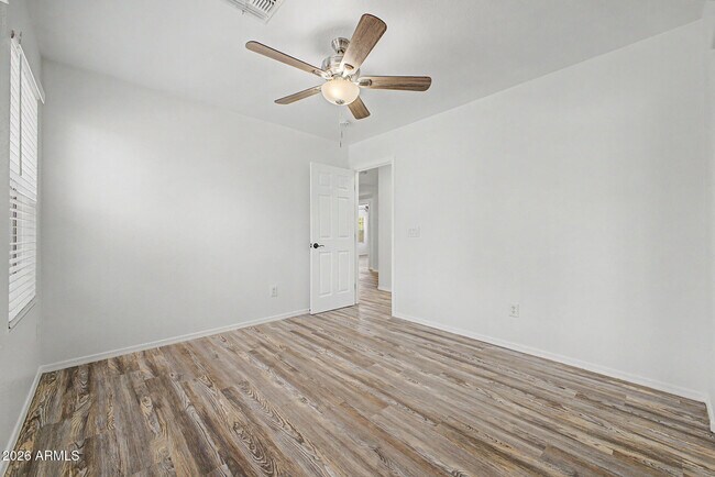 Building Photo - 742 N 112th Dr