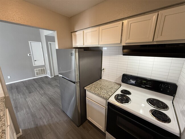 Building Photo - 12643 Ashford Meadow Dr