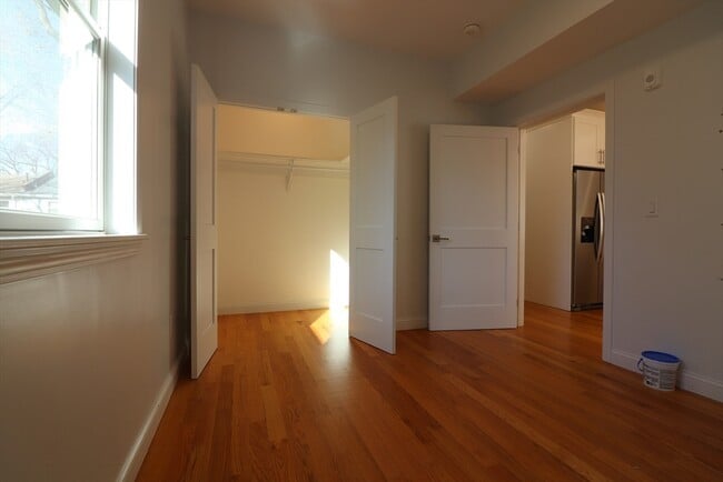 Building Photo - 81 Ballou Ave