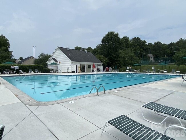 Building Photo - 10603 Old Bridge Ln