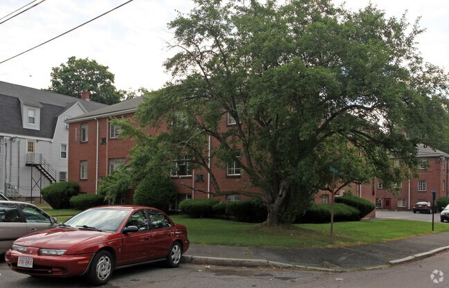 Building Photo - 2 Torrey St