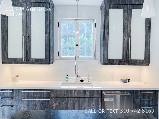 Building Photo - 6357 W 6th St