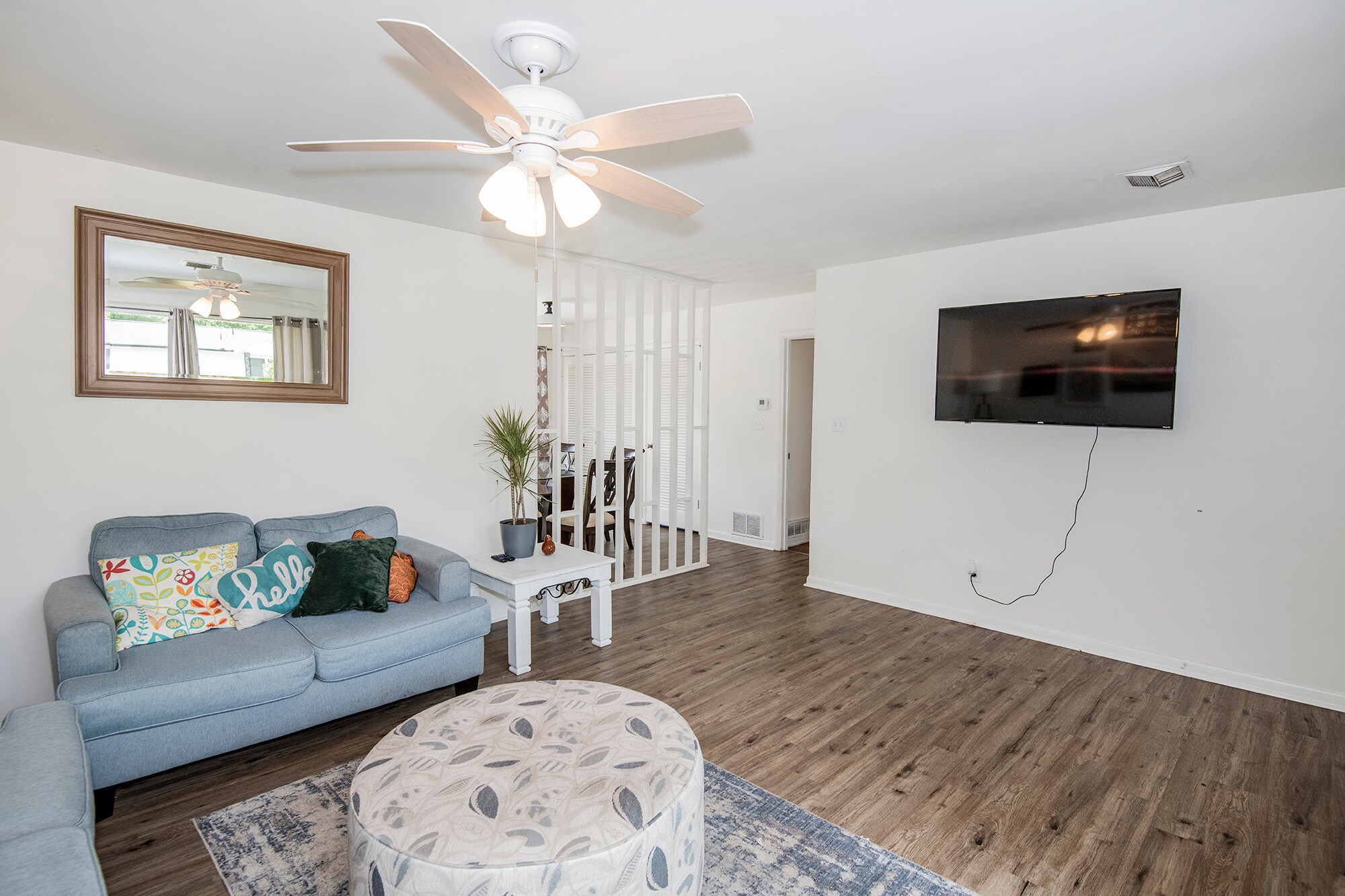 Building Photo - 3831 Forest Glen Dr