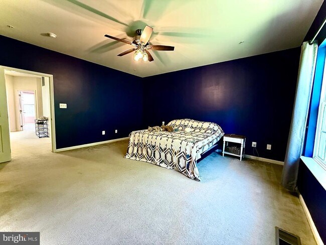 Building Photo - 43661 Evening Primrose Ct