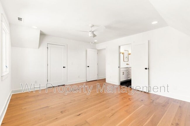 Building Photo - 500 Hobson Chapel Pl