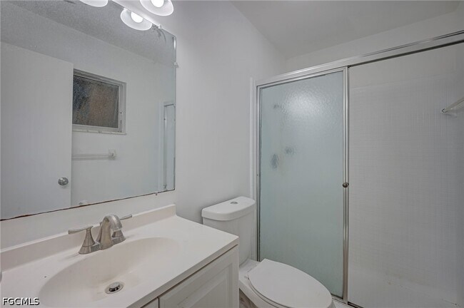 Building Photo - 220 Punta Alta Ct