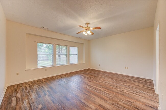 Building Photo - 14823 Atterbury Dr