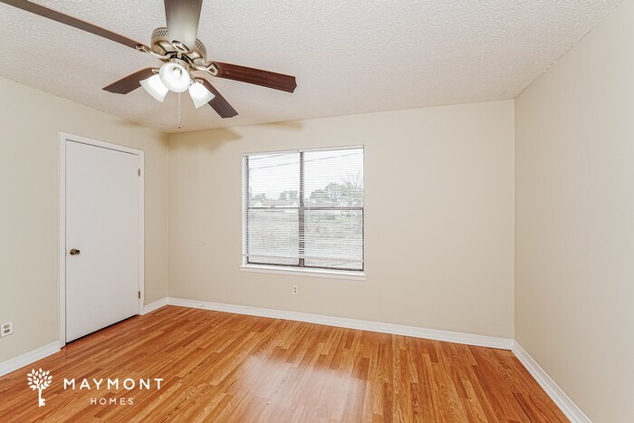 Building Photo - 732 Spring St