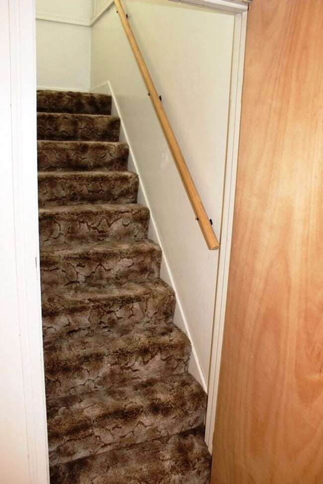 Building Photo - NEXT TO KSU!!!