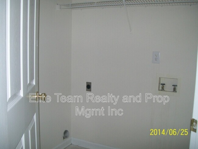 Building Photo - 9134 Charminster Ct
