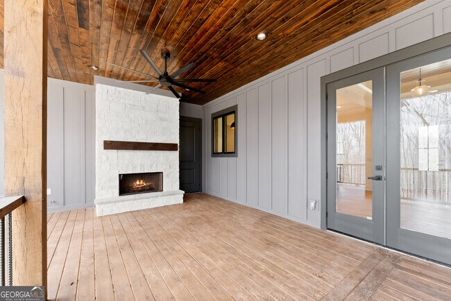 Building Photo - 3255 Tanners Mill Rd
