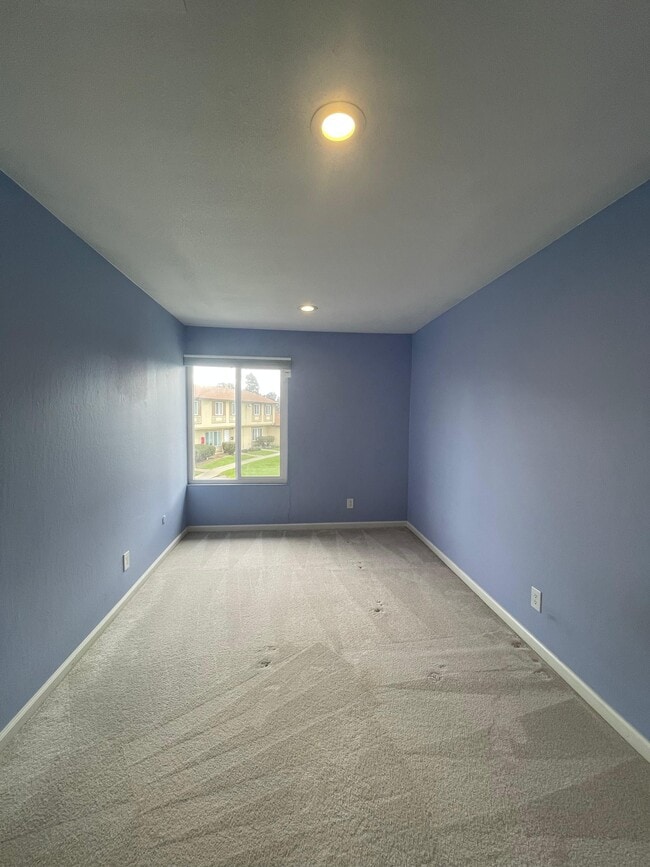 Building Photo - 34591 Bluestone Common