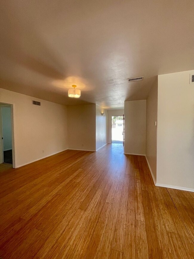 Building Photo - Updated 4-Bed 2-Bath | $4220 Mo | Large yard | Fruit Trees