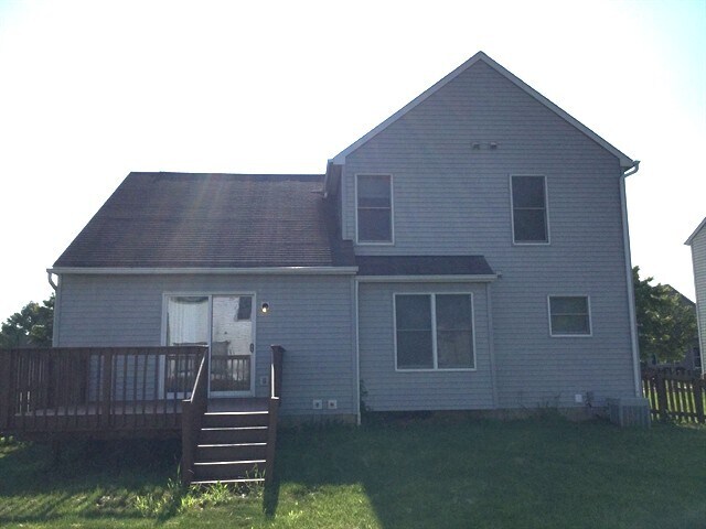 Building Photo - 383 Wheatfield Dr