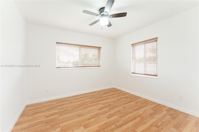 Building Photo - 1020 SW 74th Ave