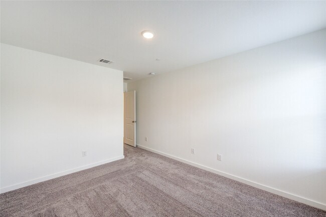 Building Photo - 11914 Carvalho Dr