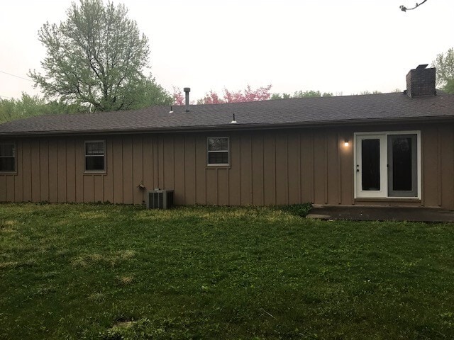Building Photo - 3 Bedrooms! 2 Living Areas!  East side Spr...
