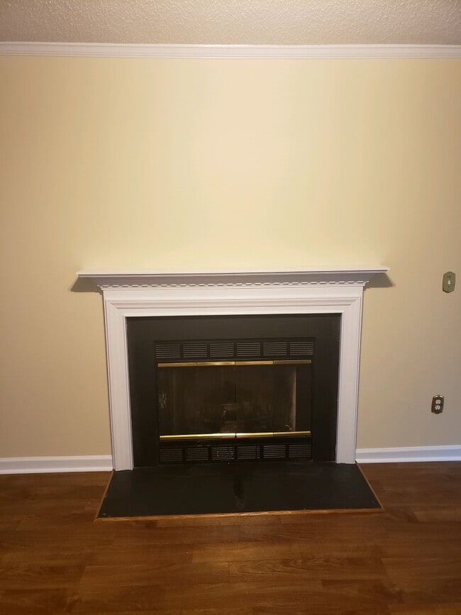 Building Photo - 4815 Leinbach Dr