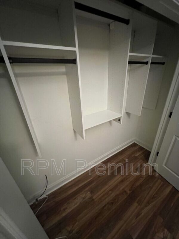 Building Photo - 8429 Florida Blvd