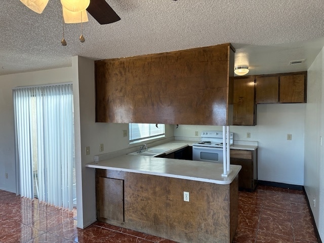 Building Photo - North Stockton 3 Bedroom 2 Bath Duplex