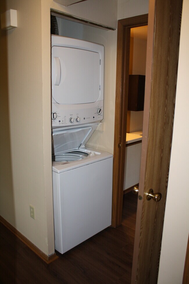 Washer and Dryer in Unit - 3508 S 43rd St