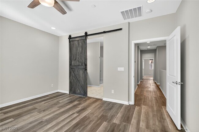 Building Photo - 1032 Via Panfilo Ave