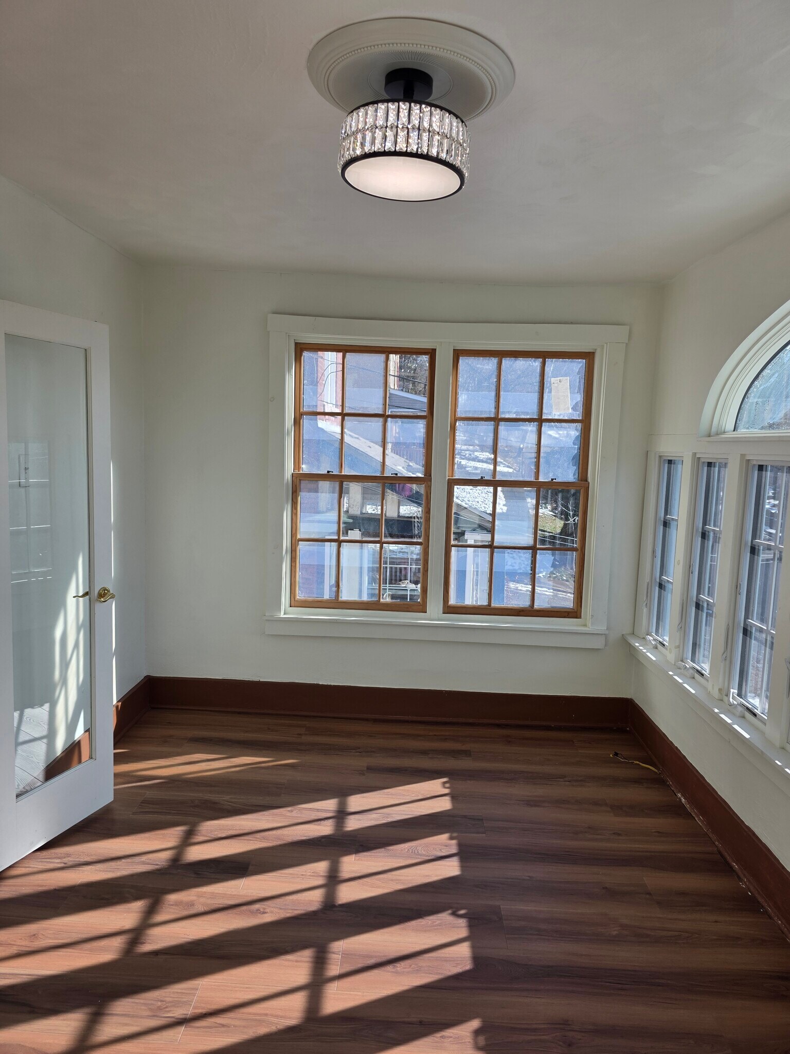 Building Photo - 727 Hill Ave