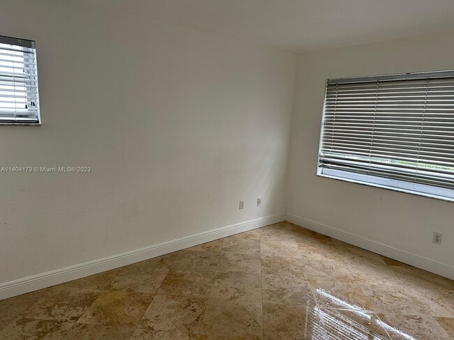 Building Photo - 1610 Lenox Ave