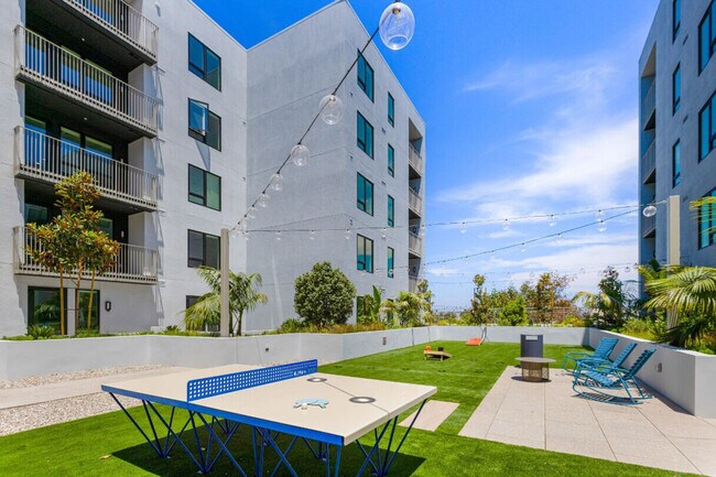 Building Photo - 4353 Park Blvd