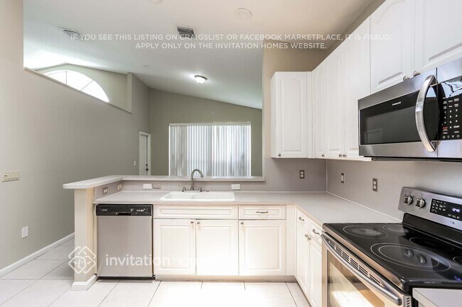Building Photo - 12363 Pleasant Green Way