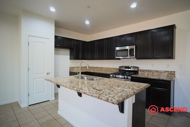 Building Photo - Charming 3 bedroom Home In Southwest!