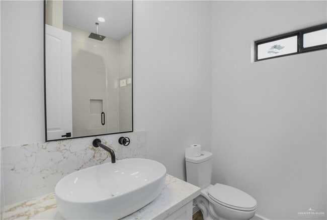 Building Photo - 23 Davis Rd