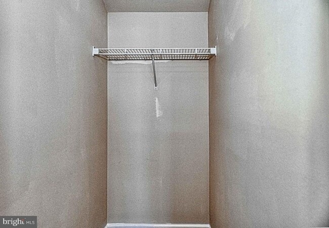 Building Photo - 5832 Cowling Ct