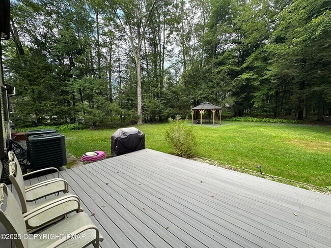 Building Photo - 113 Sir Bradford Rd