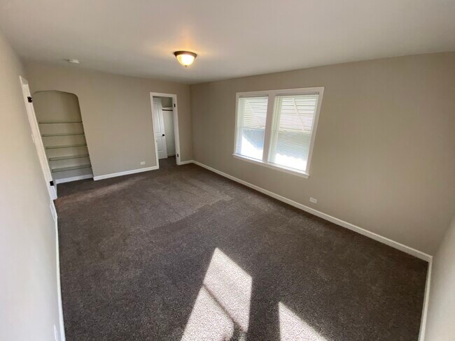 Primary Bedroom Upstairs - 9121 S Utica Ave